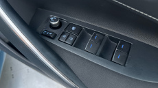 Toyota Corolla 1.8 VVT-i Hybrid Design 5dr CVT Hybrid Hatchback